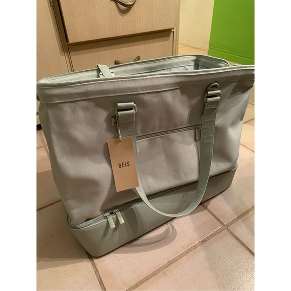 BEIS Bags Nwt Beis Weekender Bag In Matcha Green Poshmark